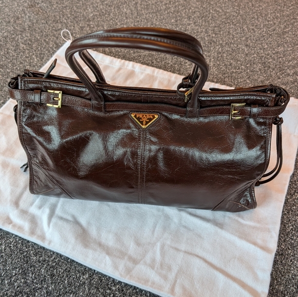 NWT Prada Large Leather Handbag Shoulder Bag - Picture 2 of 8
